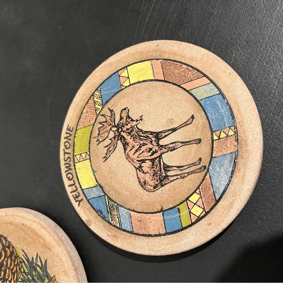 Vintage Yellowstone National Part Souvenir Coasters Set 3 Pinecone Moose Bear - Picture 3 of 8